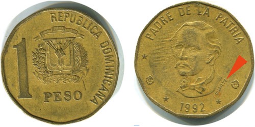 1 песо 1992 Доминикана — надпись под бюстом