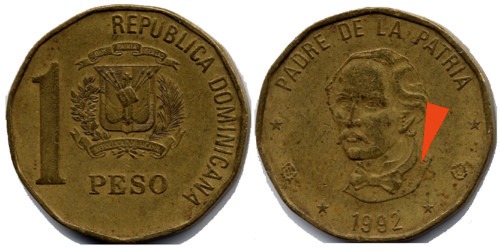 1 песо 1992 Доминикана — надпись на бюсте